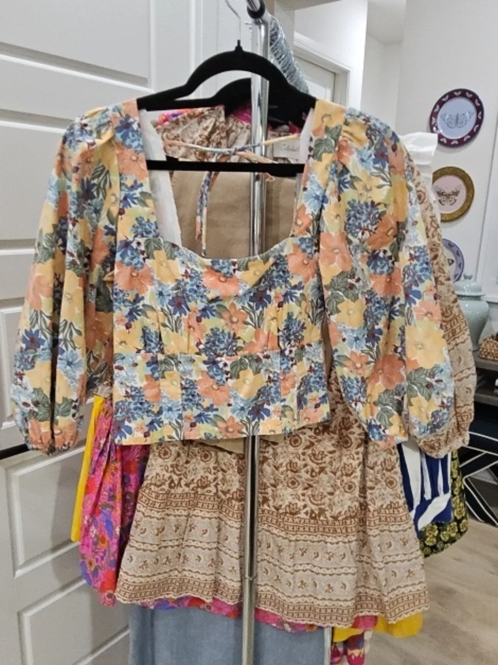 Abercrombie & Fitch Yellow and Peach Floral Square-Neck Puff Sleeve Top